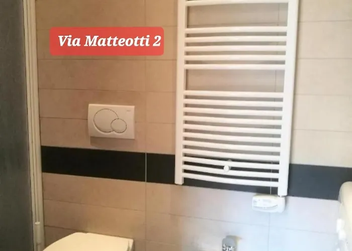 Via Matteotti & Via Carracci Apartamento