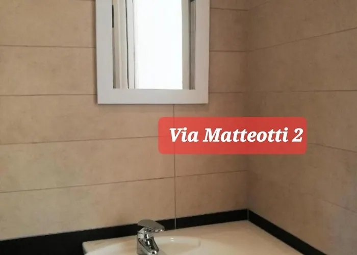 Via Matteotti & Via Carracci Apartamento Bolonia